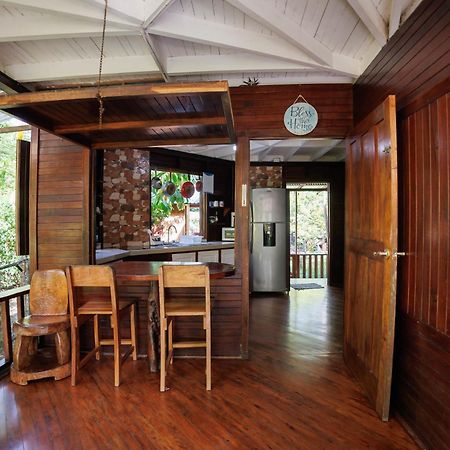 Bungalows Ache Cahuita Exterior photo